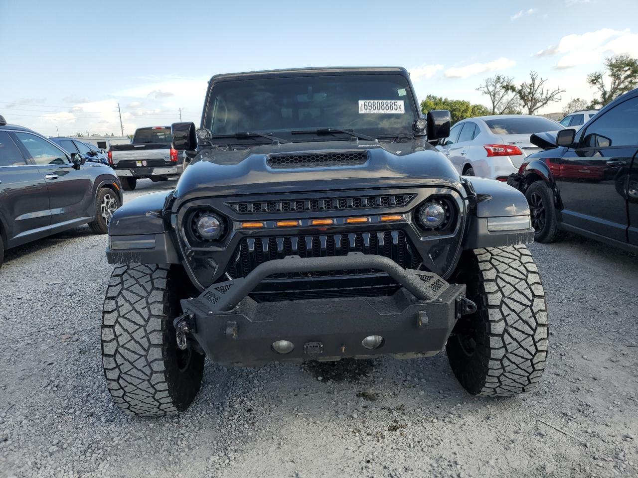 2022 JEEP Gladiator