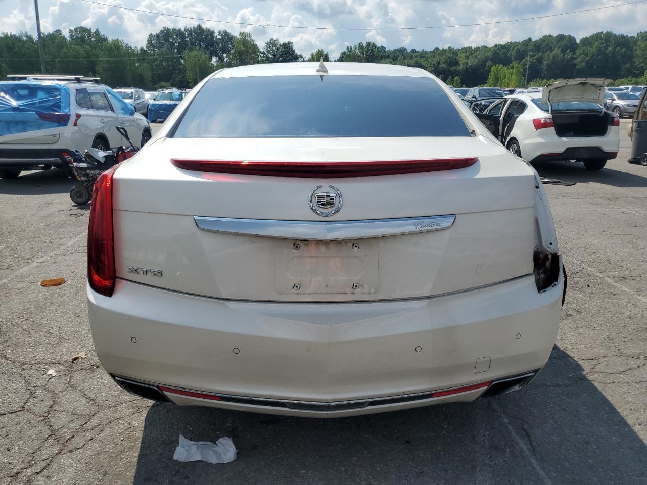 2013 CADILLAC XTS