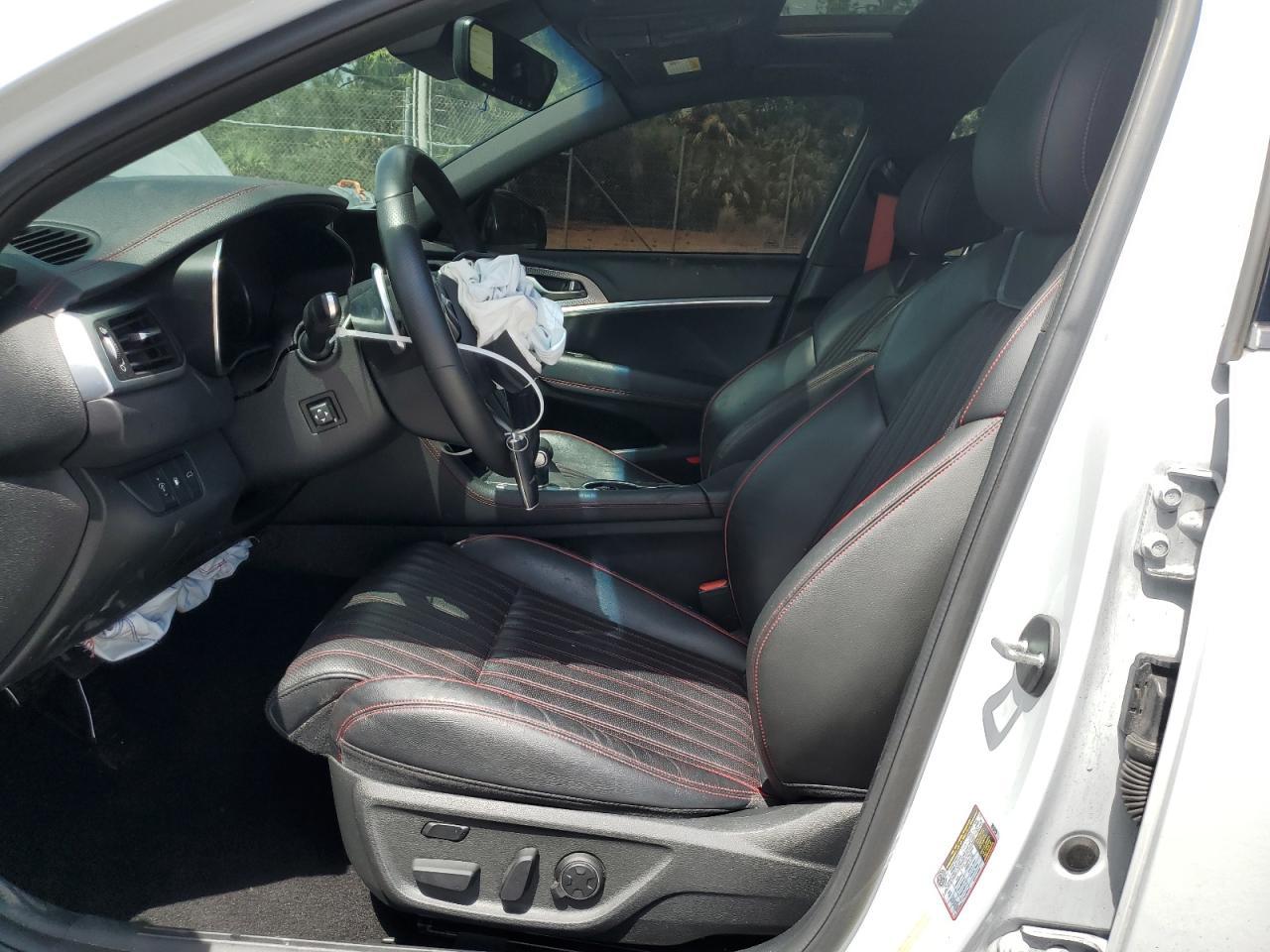 2022 GENESIS G70