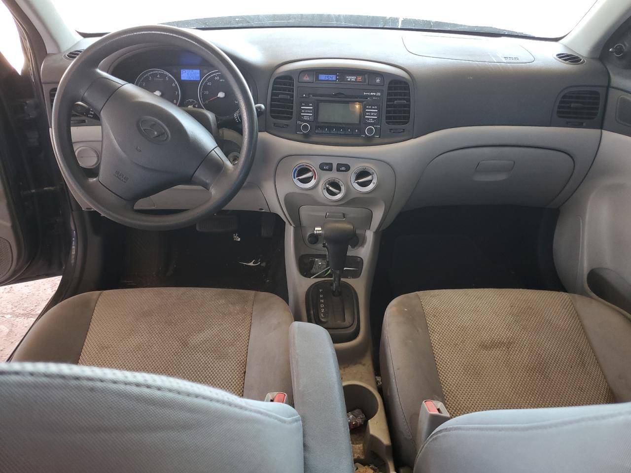 2011 HYUNDAI ACCENT