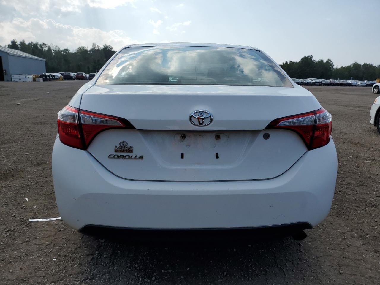 2015 TOYOTA COROLLA