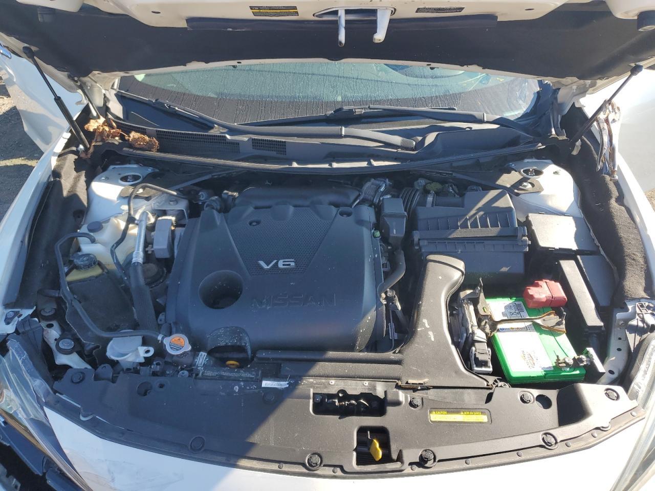 2017 NISSAN Maxima