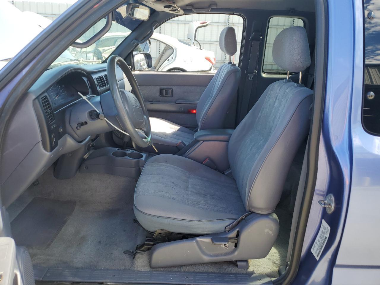 2000 TOYOTA TACOMA
