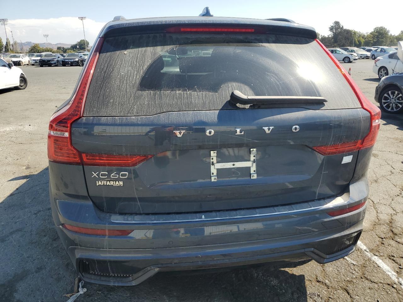 2024 VOLVO XC60