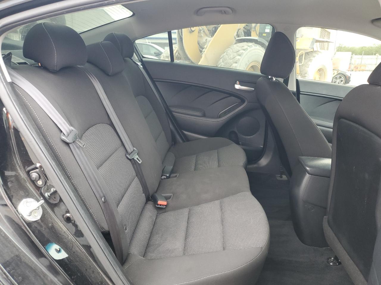 2017 KIA FORTE