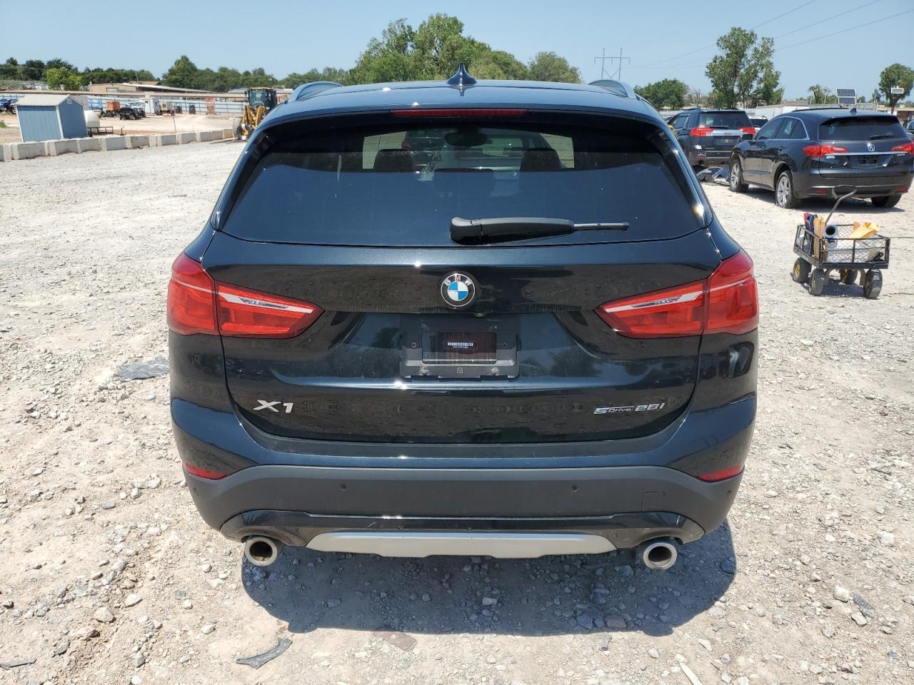 2022 BMW X1
