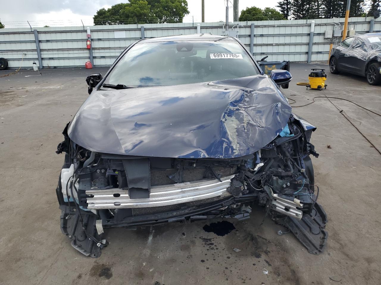 2021 TOYOTA COROLLA