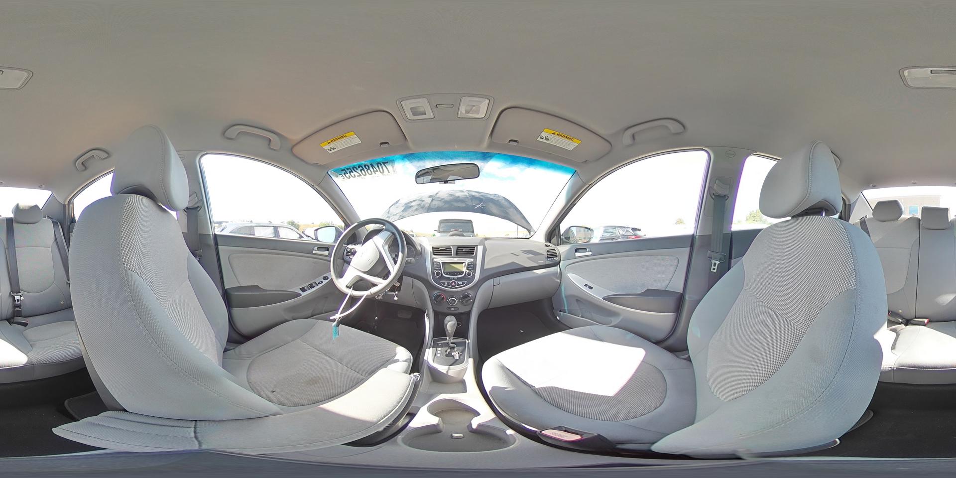 2012 HYUNDAI ACCENT