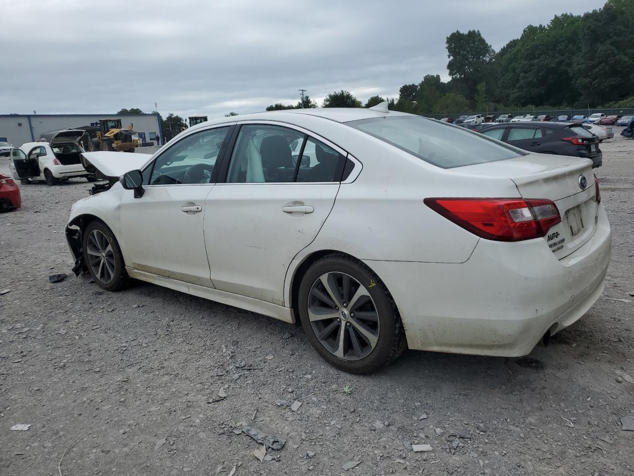 2017 SUBARU Legacy