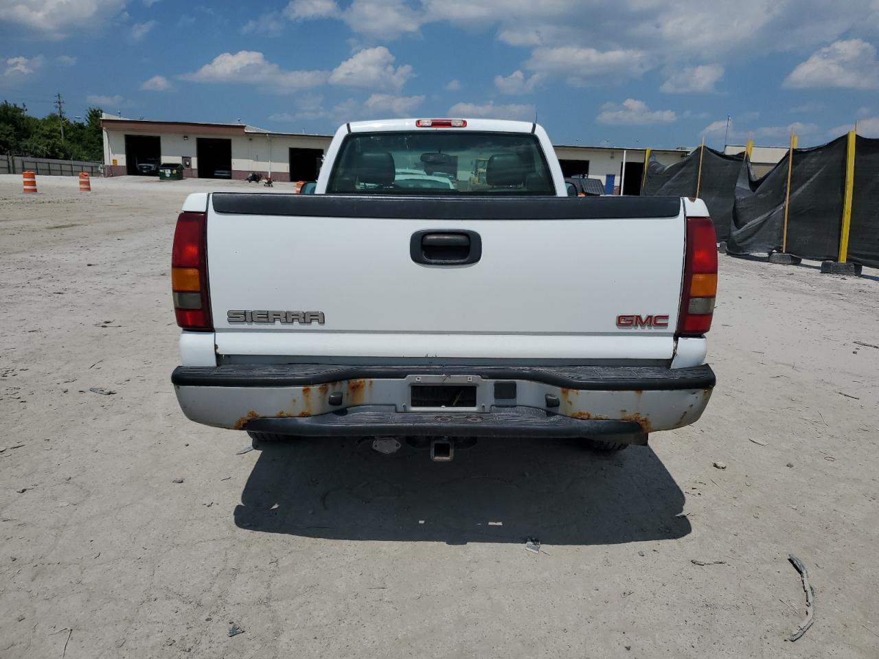 2003 GMC Sierra