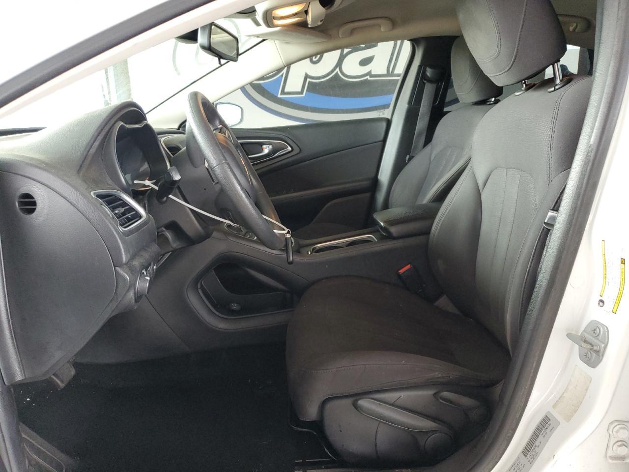 2015 CHRYSLER 200