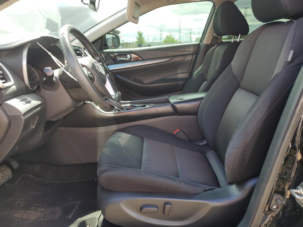 2016 NISSAN Maxima