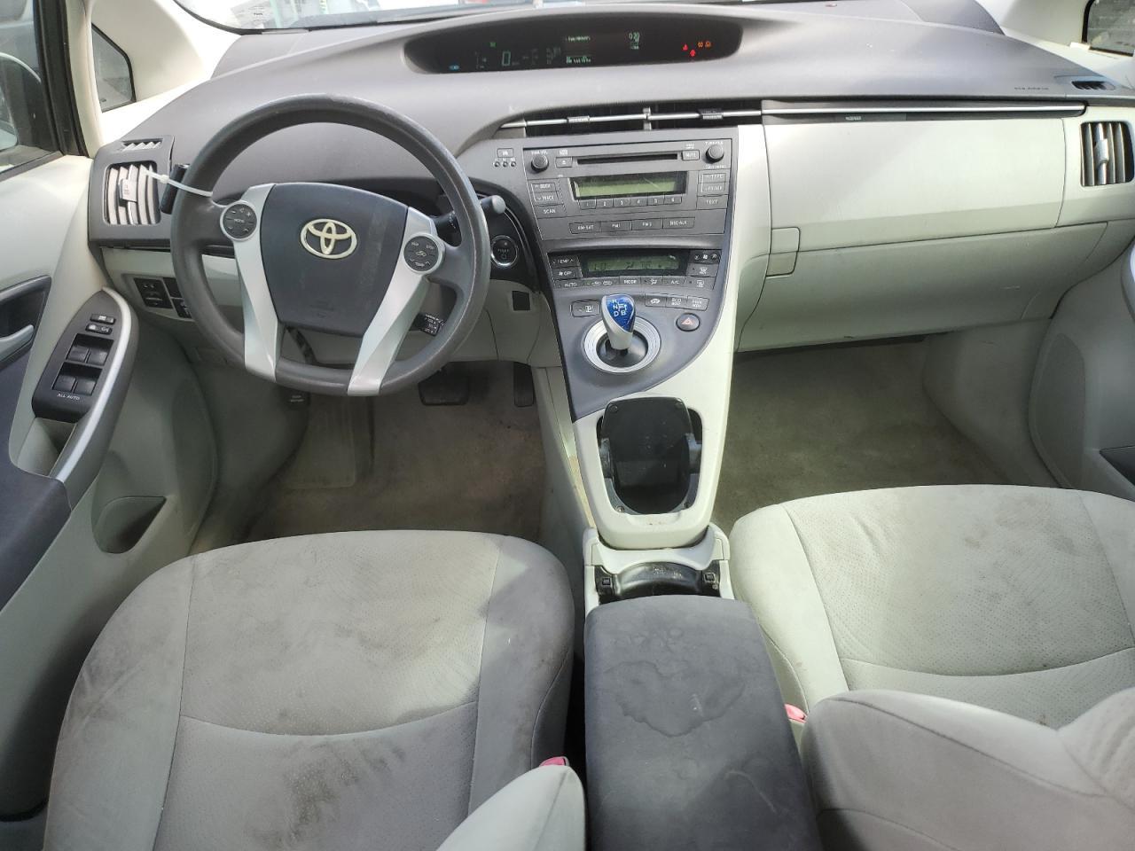2010 TOYOTA PRIUS