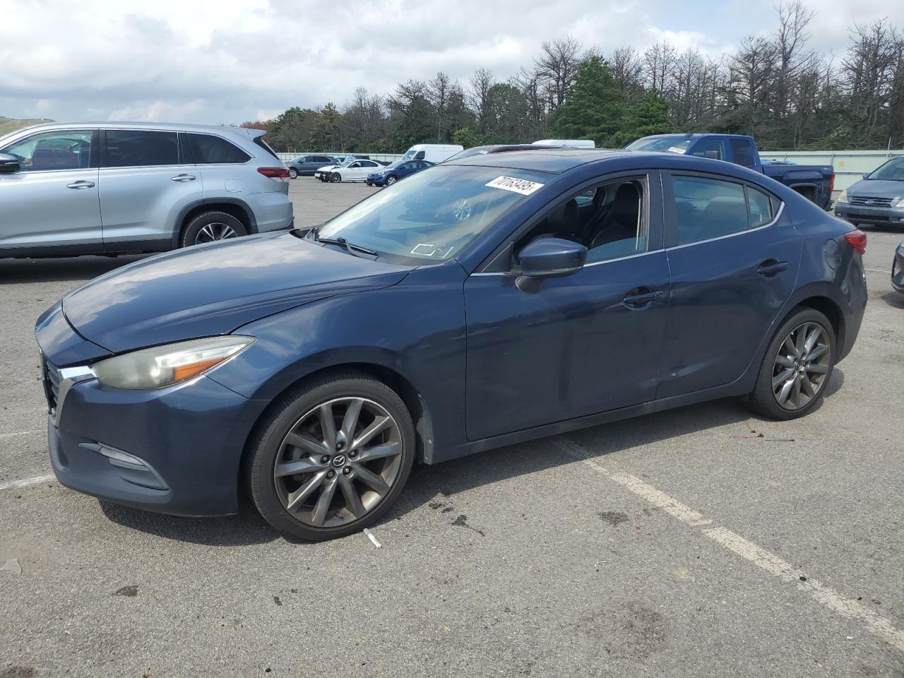 2018 MAZDA 3