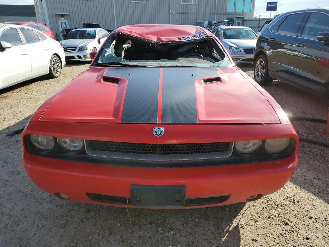 2009 DODGE Challenger