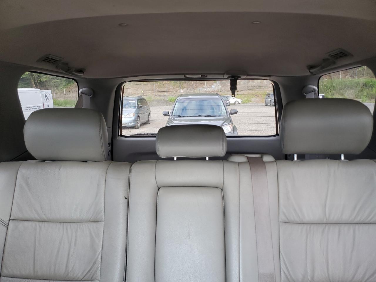 2006 TOYOTA Sequoia