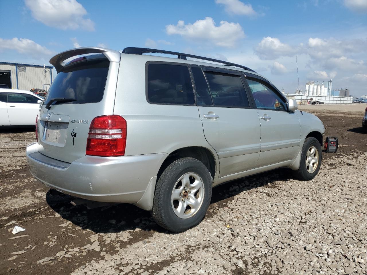 2003 TOYOTA HIGHLANDER