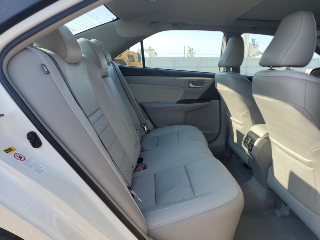 2015 TOYOTA CAMRY