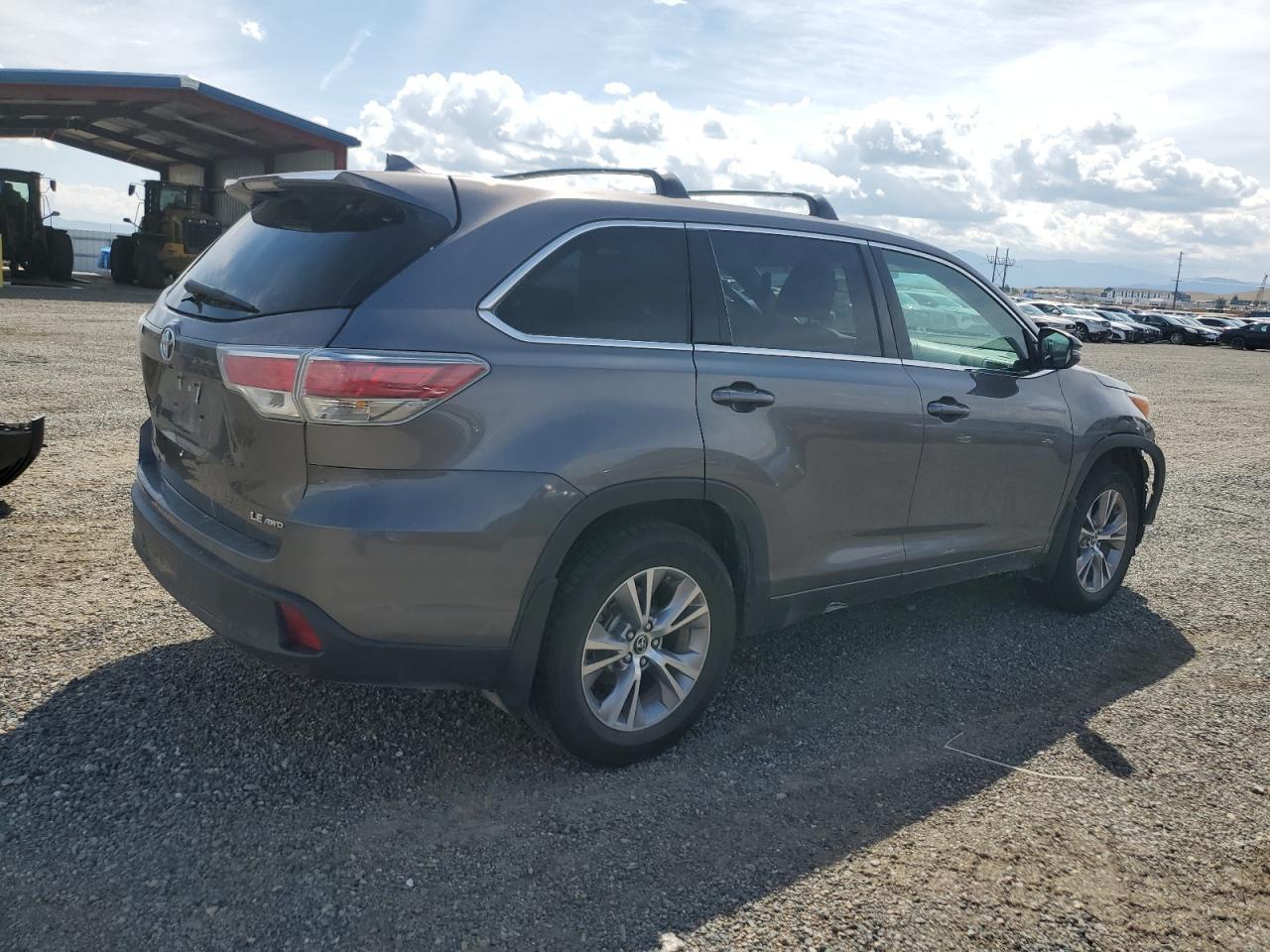 2016 TOYOTA HIGHLANDER