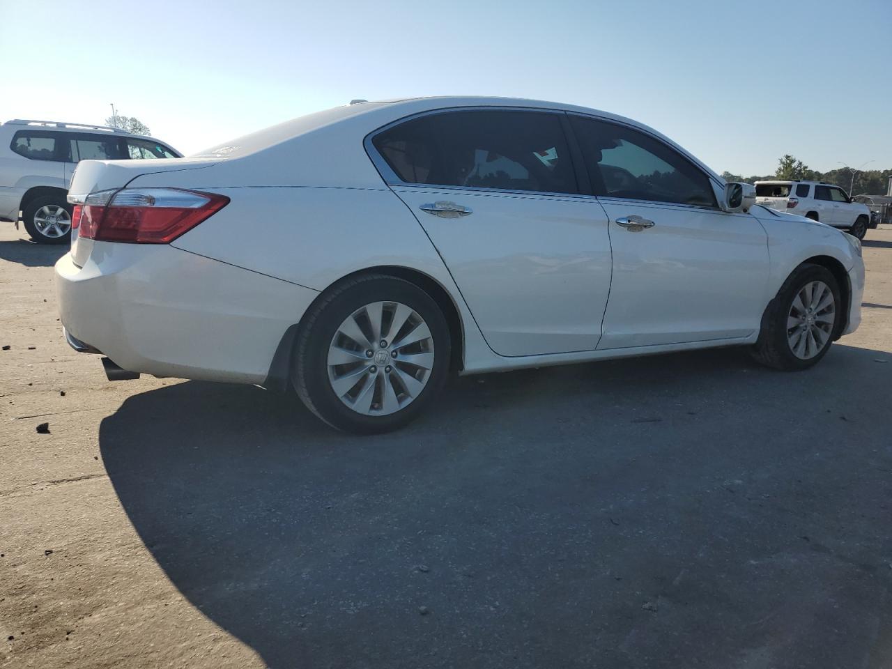 2015 HONDA ACCORD