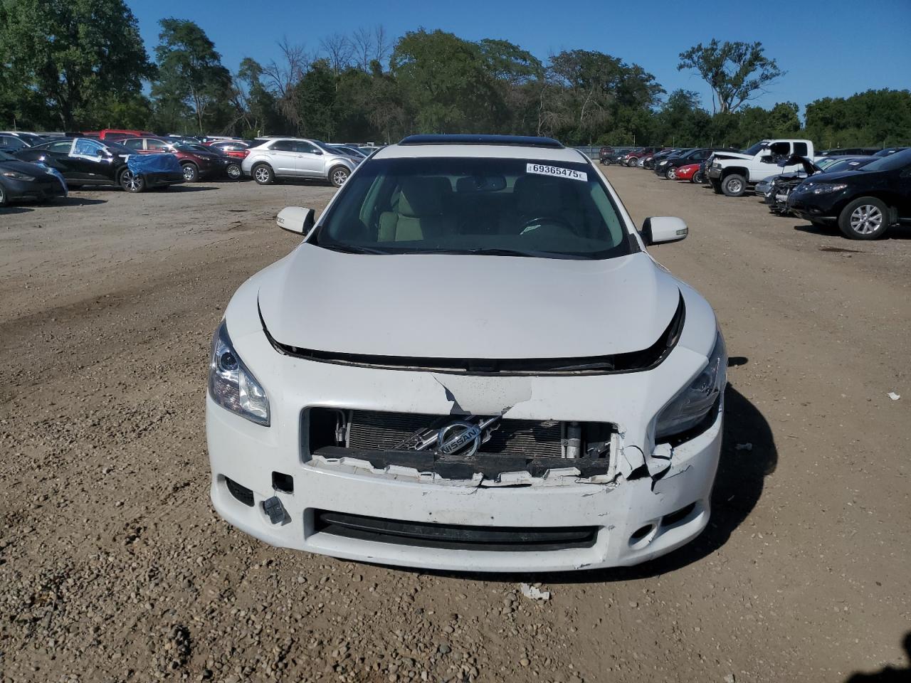 2012 NISSAN Maxima