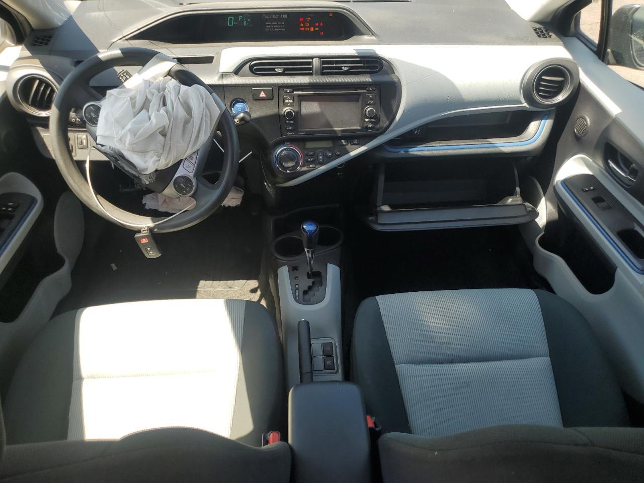 2012 TOYOTA Prius c