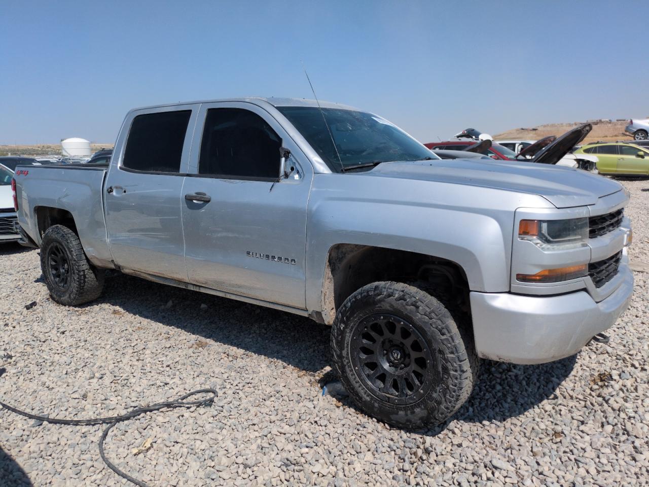 2018 CHEVROLET Silverado