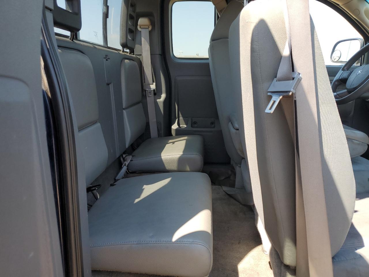 2005 DODGE Dakota