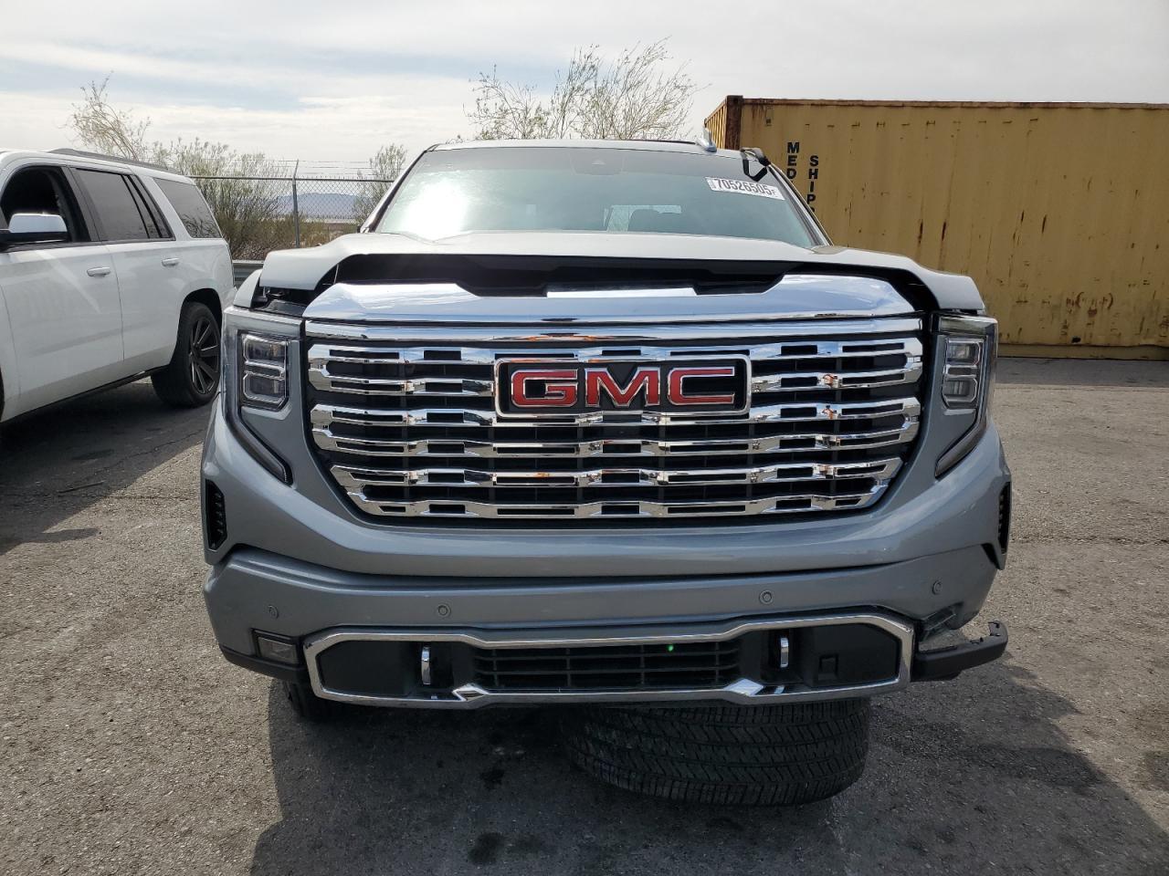 2025 GMC Sierra