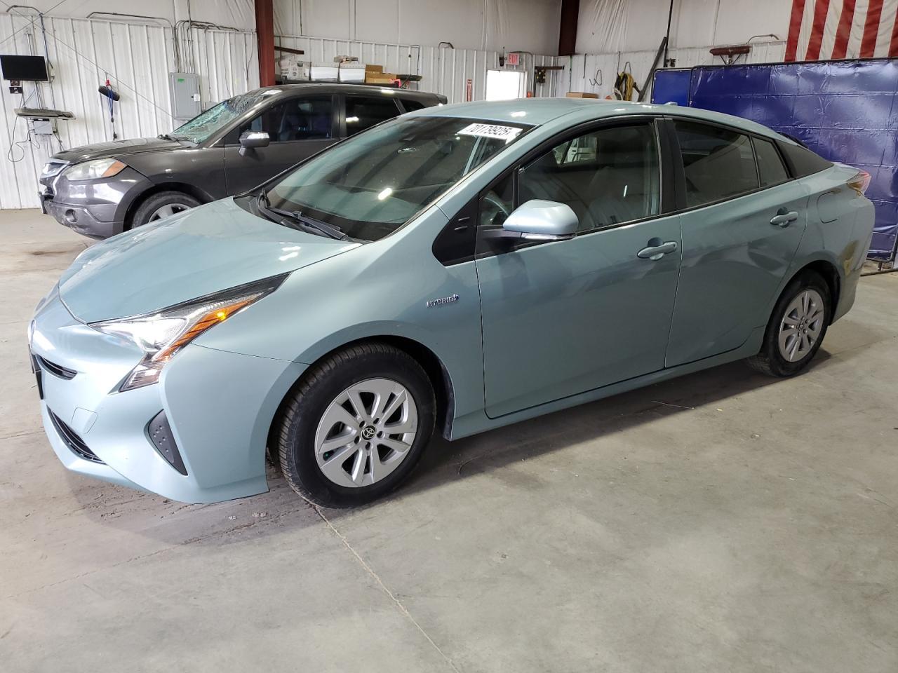 2017 TOYOTA PRIUS