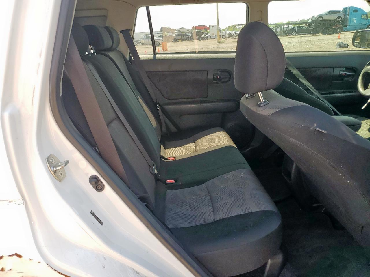 2015 TOYOTA SCION