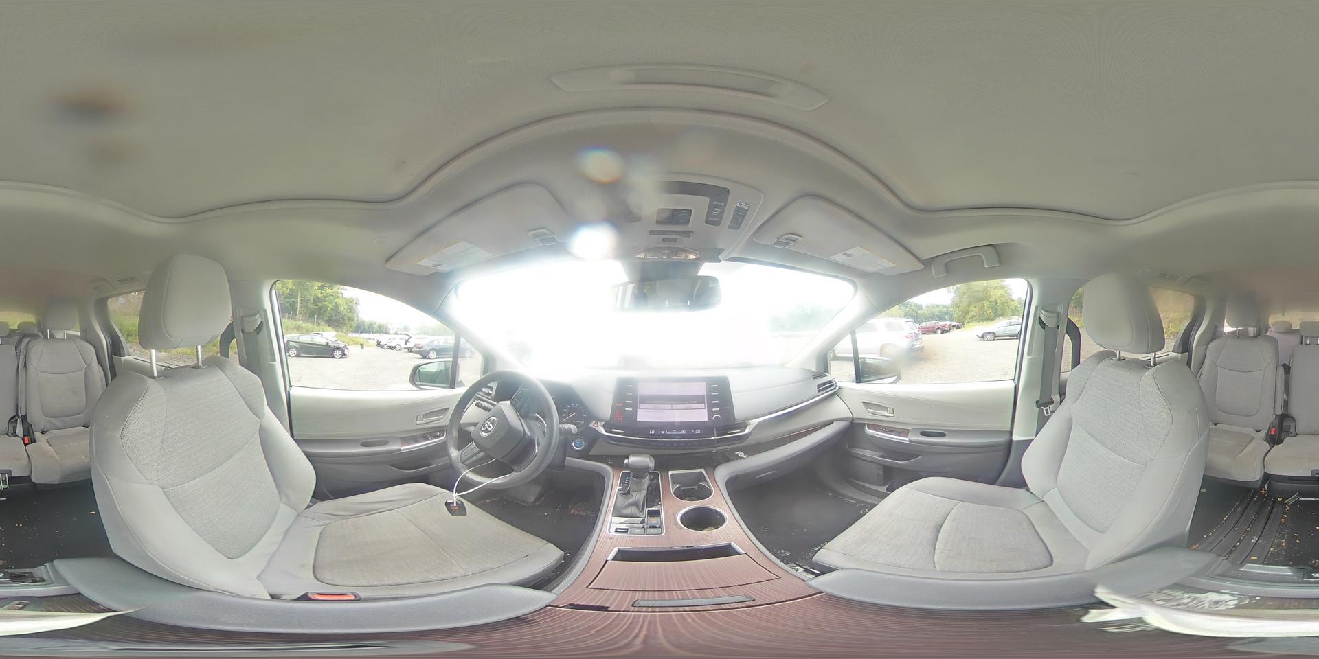 2022 TOYOTA SIENNA