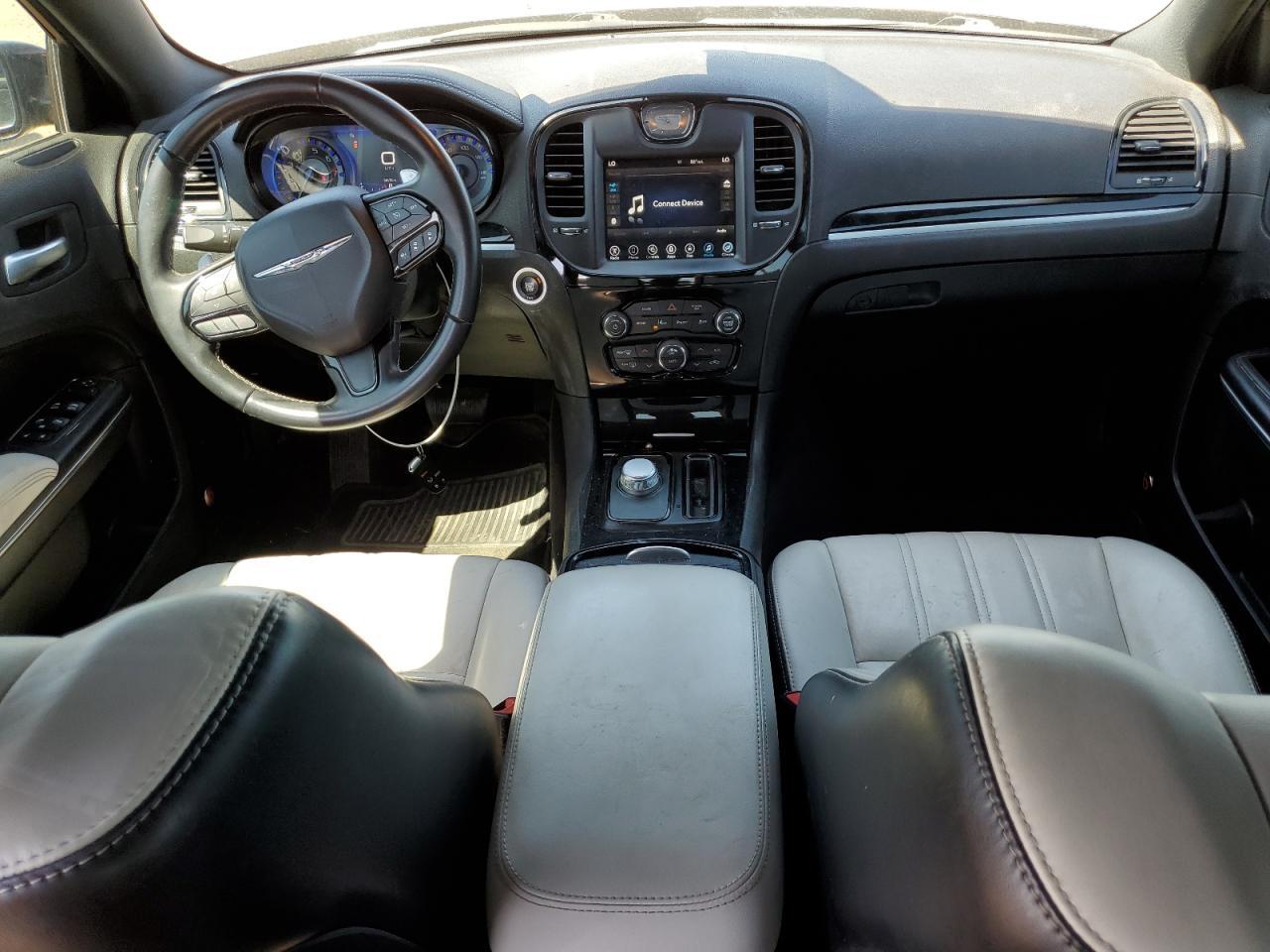 2017 CHRYSLER 300