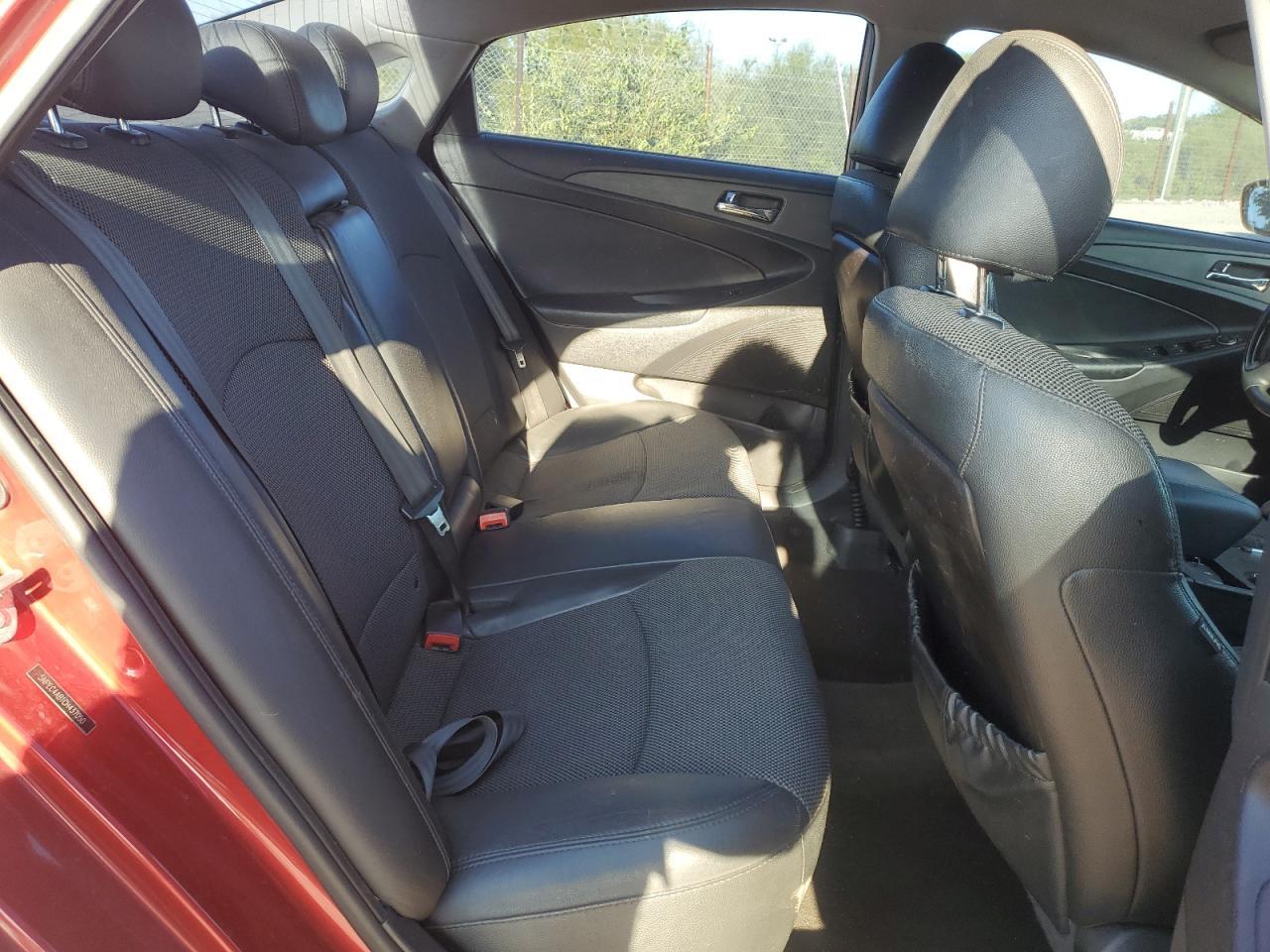 2012 HYUNDAI SONATA