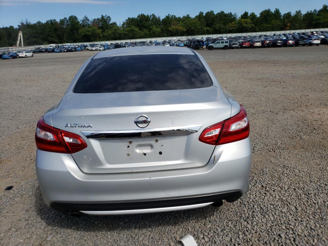 2017 NISSAN ALTIMA