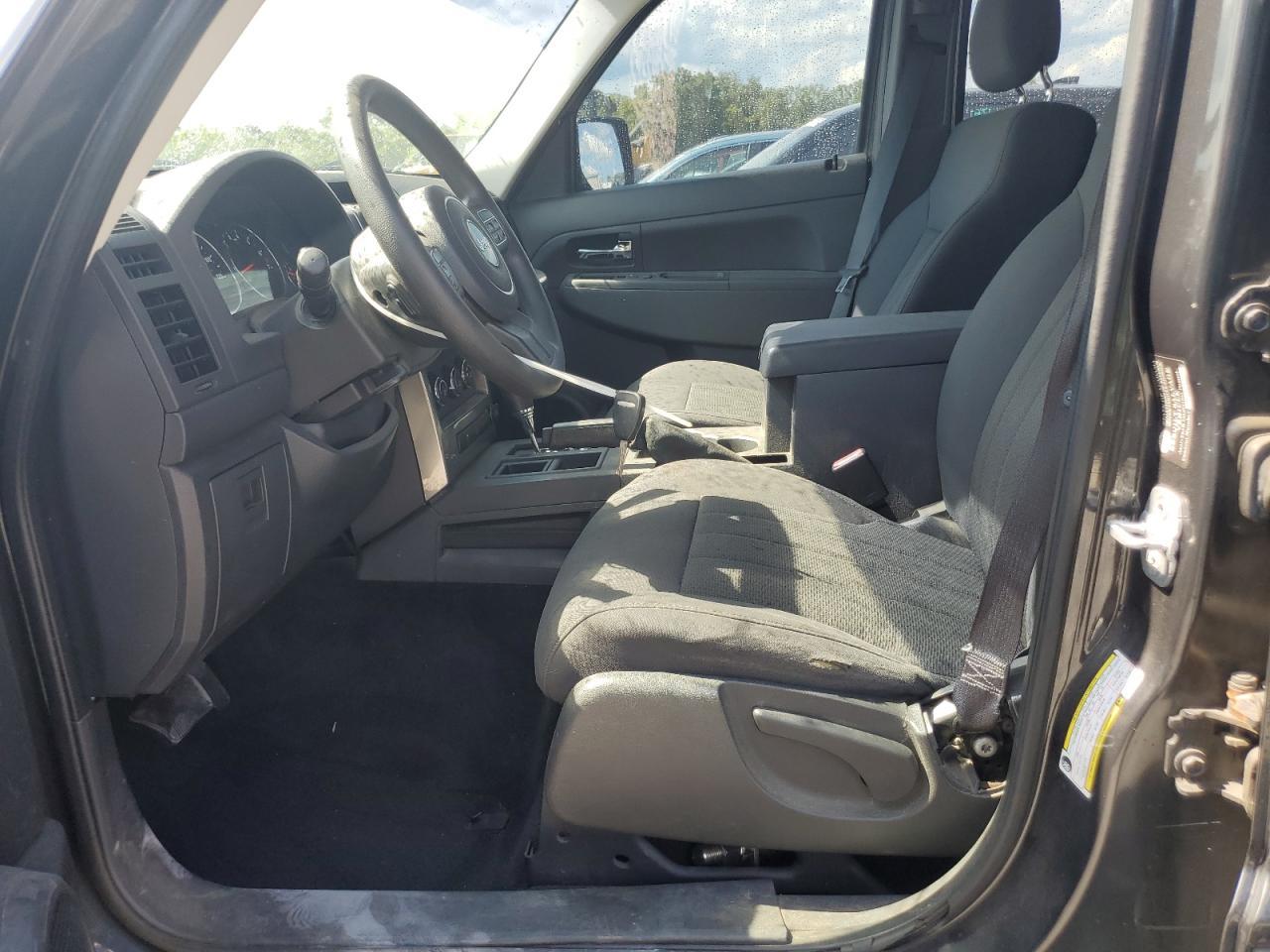 2011 JEEP Liberty