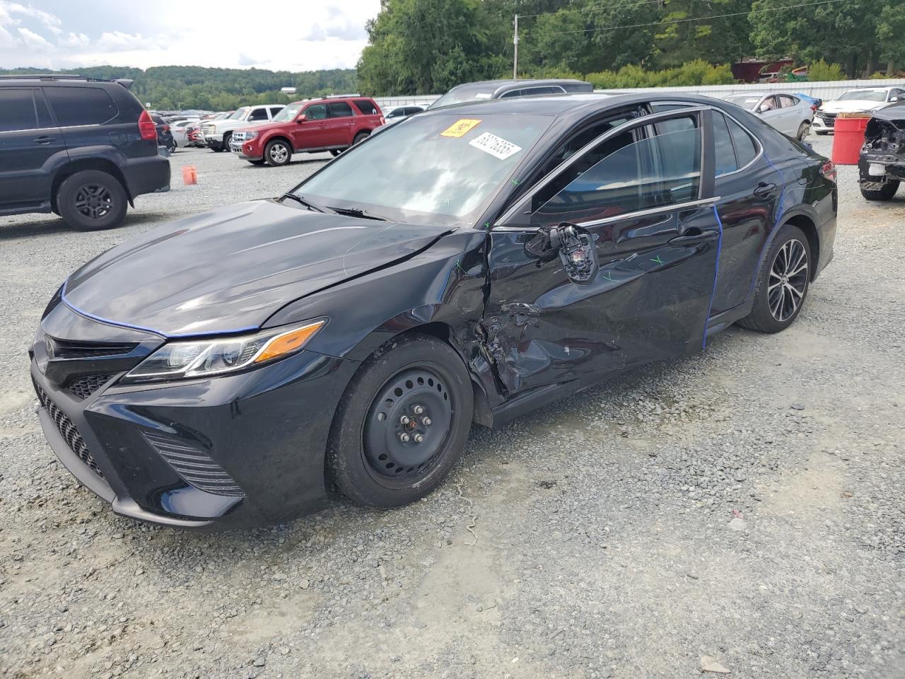 2019 TOYOTA CAMRY