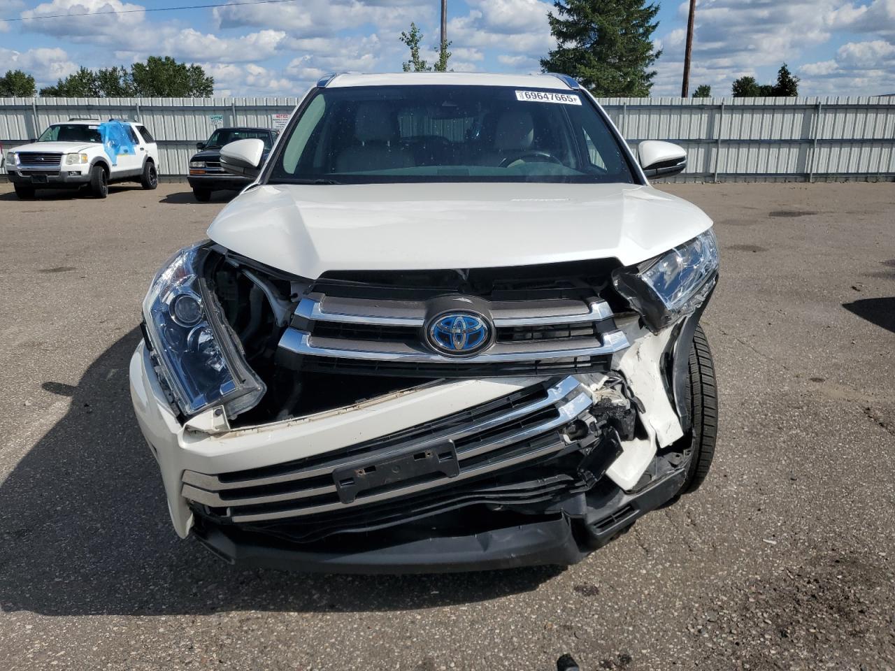 2017 TOYOTA HIGHLANDER