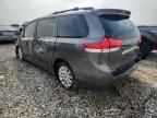2011 TOYOTA SIENNA