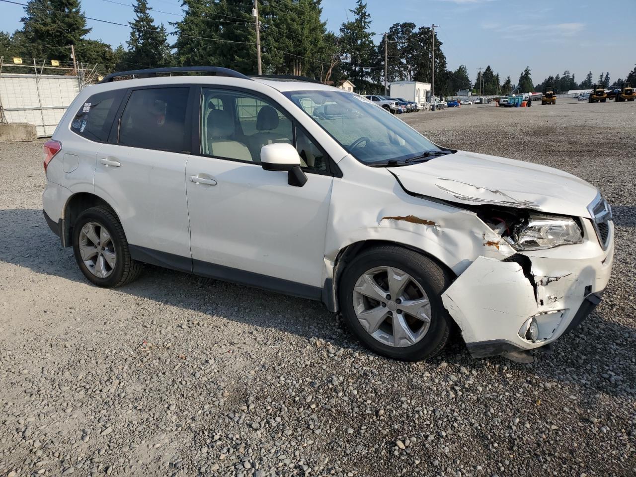 2016 SUBARU FORESTER