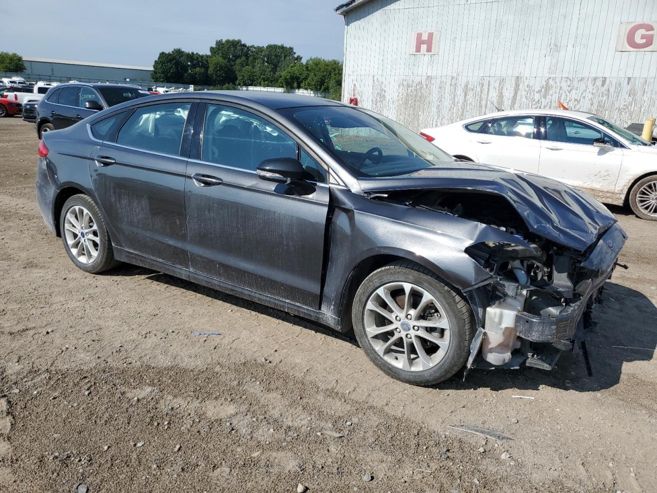 2020 FORD FUSION