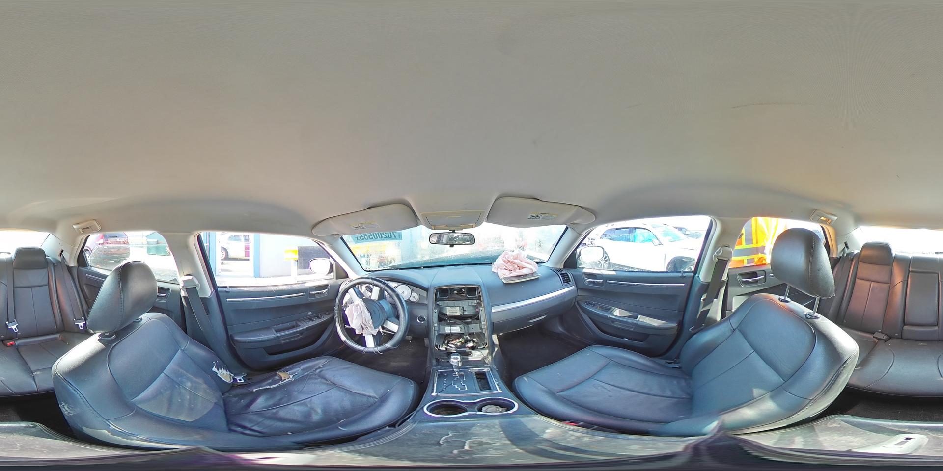 2010 CHRYSLER 300