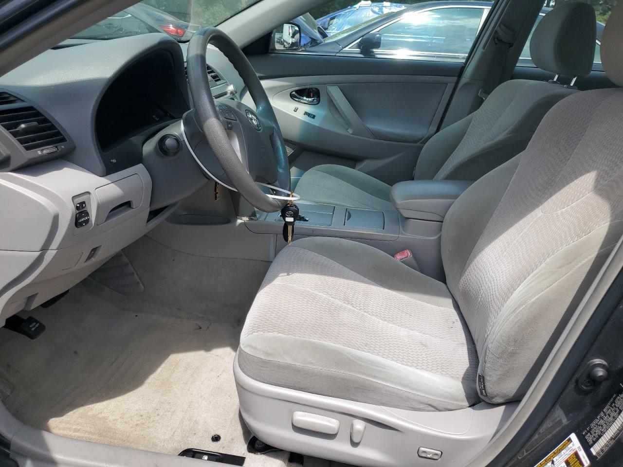 2011 TOYOTA CAMRY