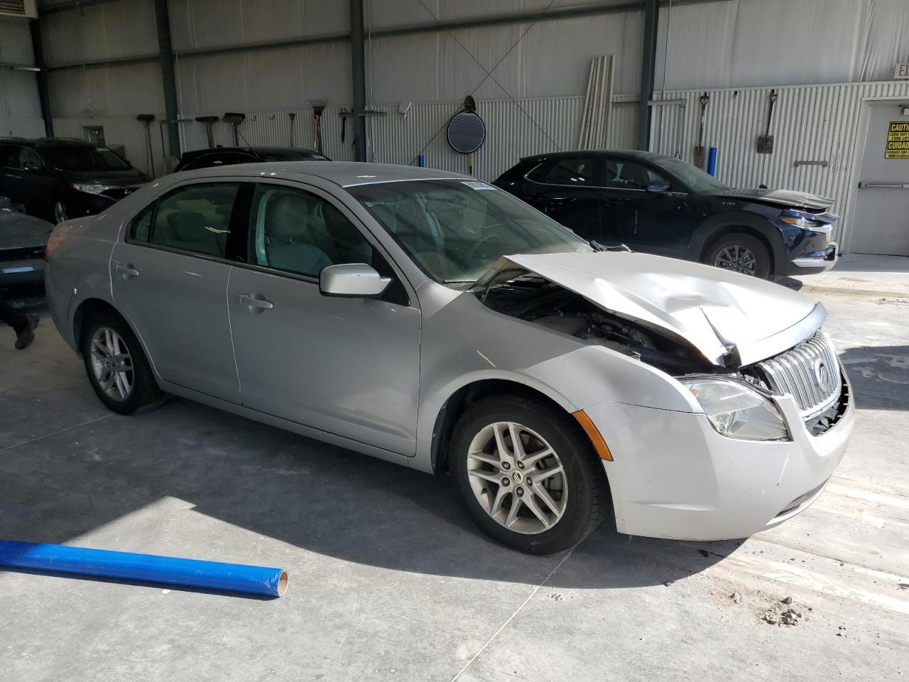 2010 MERCURY Milan