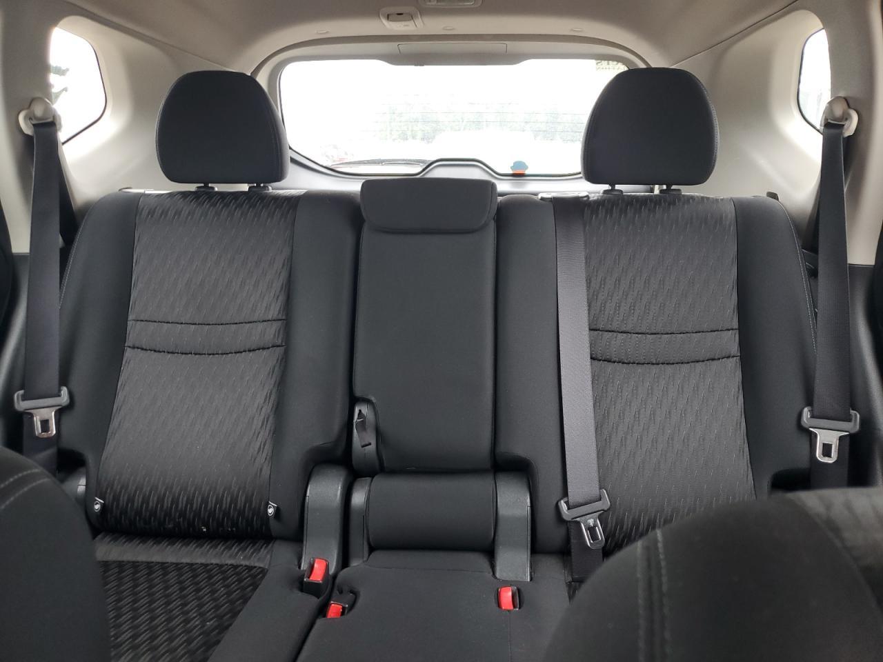 2017 NISSAN ROGUE