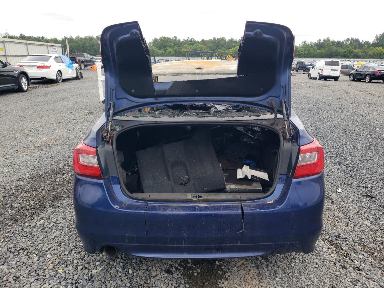2017 SUBARU Legacy