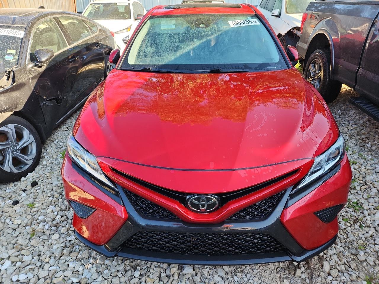 2019 TOYOTA CAMRY