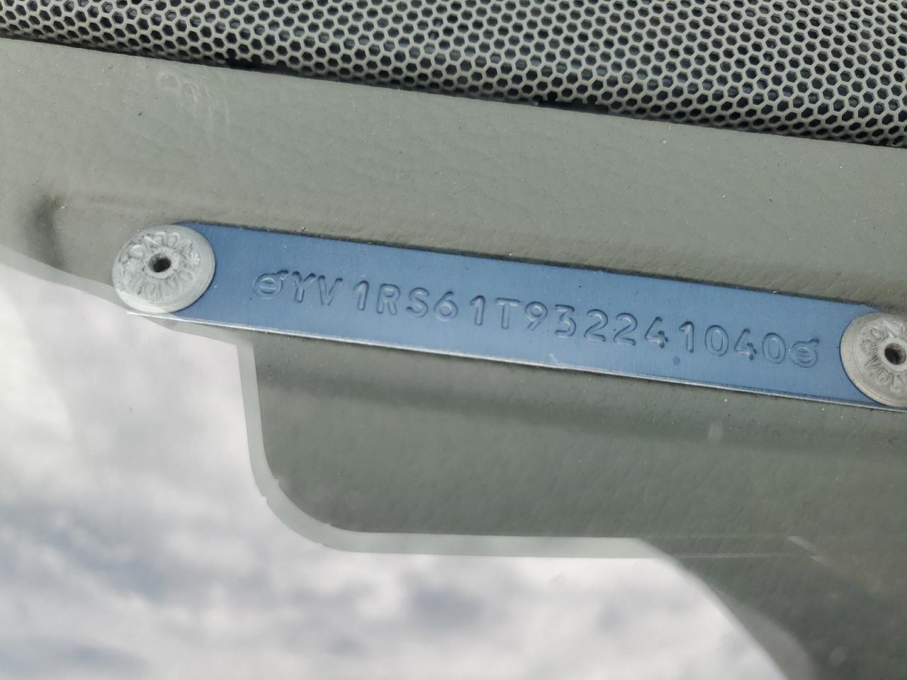 2003 VOLVO S60