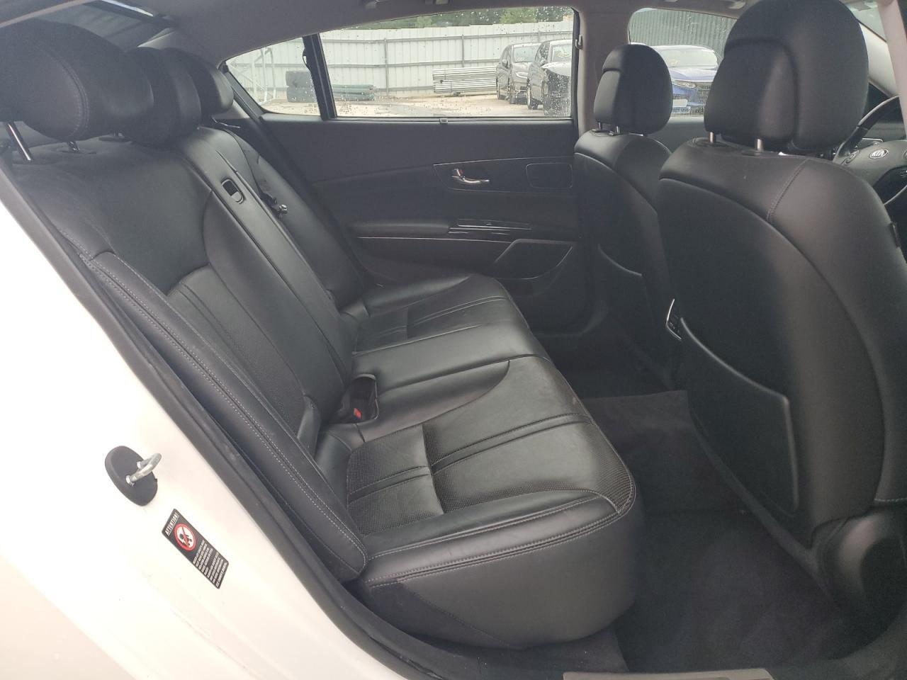 2016 KIA K900