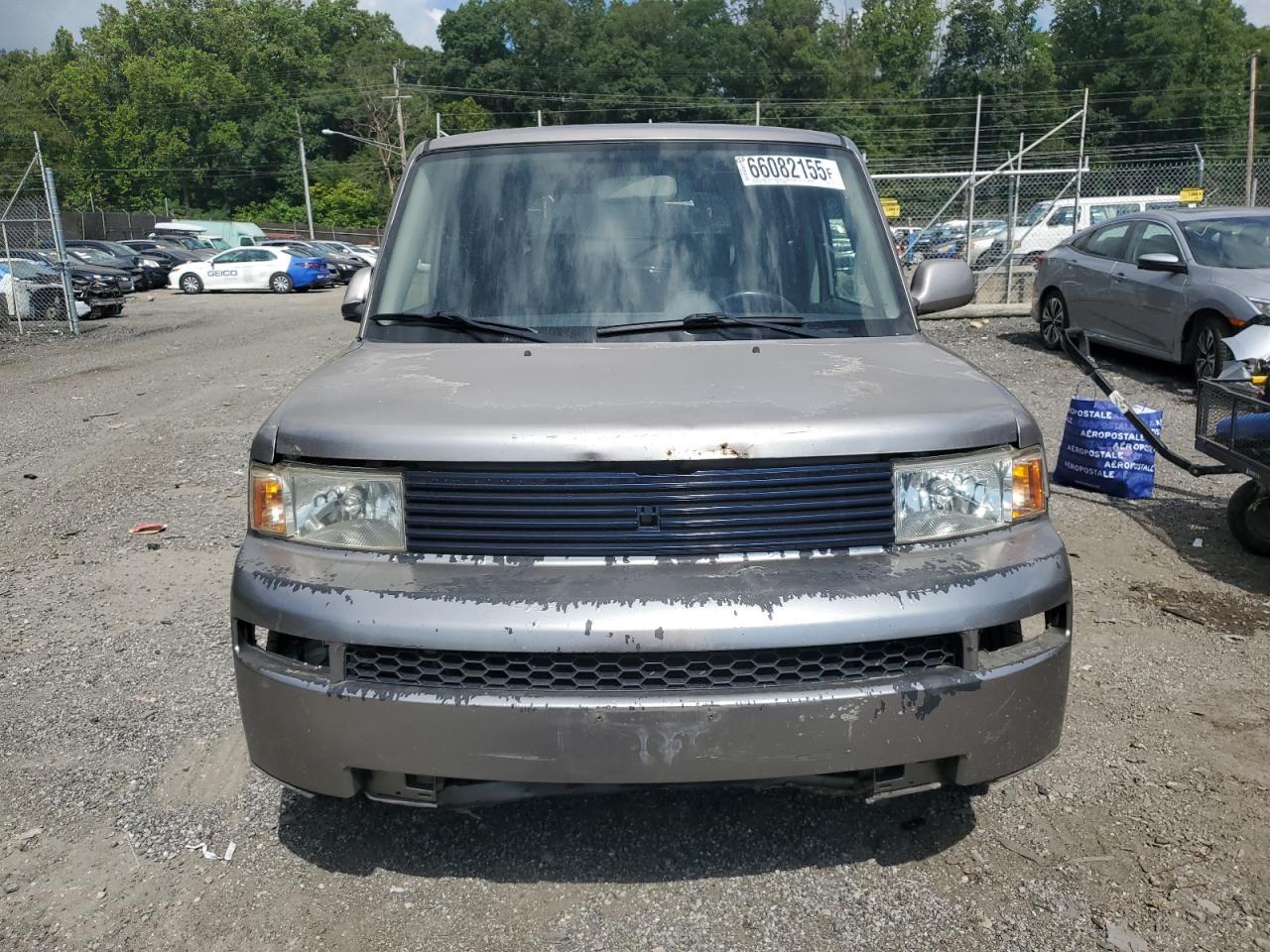 2005 TOYOTA SCION